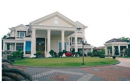 Hú hồn hú vía khi phát hiện 4 soái ca Hoa ngữ này là công tử con nhà danh gia vọng tộc Hú hồn hú vía khi phát hiện 4 soái ca Hoa ngữ này là công tử con nhà danh gia vọng tộc