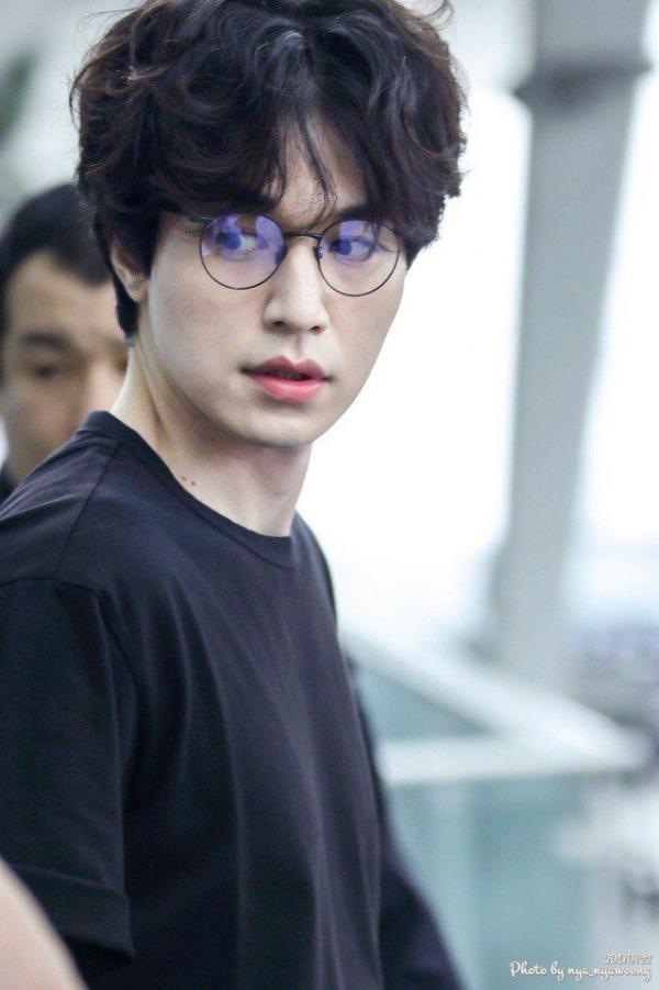 Sở hữu hậu cung fanboy toàn nhân vật tiếng tăm, IU quá hợp với danh hiệu 'idol của các idol' Sở hữu hậu cung fanboy toàn nhân vật tiếng tăm, IU quá hợp với danh hiệu 'idol của các idol'