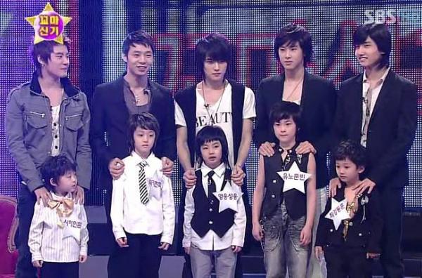 Fan DBSK ngỡ ngàng trước vẻ ngoài 'trổ mã' của 5 cậu bé từng tham gia MV 'Balloons' Fan DBSK ngỡ ngàng trước vẻ ngoài 'trổ mã' của 5 cậu bé từng tham gia MV 'Balloons'