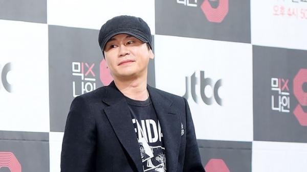 10 lùm xùm động trời năm 2018: Người qua đường 'hít drama' còn fan K-Pop 'sợ không dám thở' 10 lùm xùm động trời năm 2018: Người qua đường 'hít drama' còn fan K-Pop 'sợ không dám thở'