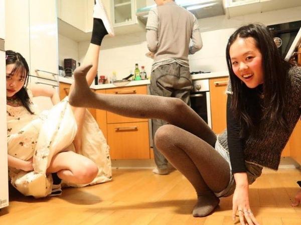 Chuyên gia tâm thần học nhận xét về tình trạng của Sulli sau loạt ảnh nhạy cảm trên Instagram Chuyên gia tâm thần học nhận xét về tình trạng của Sulli sau loạt ảnh nhạy cảm trên Instagram