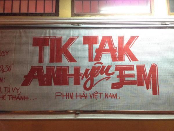 Cái 'hồn' của biển hiệu Hội An đầy hoài cổ được thu về dưới bàn tay chàng họa sĩ trẻ Cái 'hồn' của biển hiệu Hội An đầy hoài cổ được thu về dưới bàn tay chàng họa sĩ trẻ