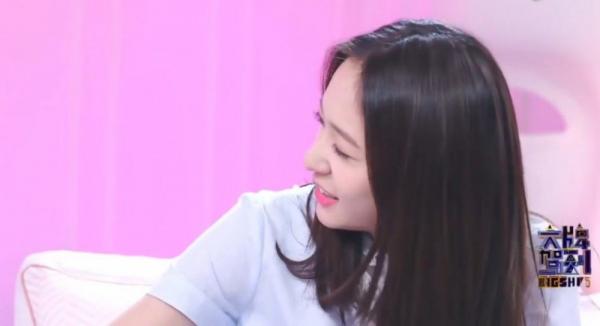 Tìm về quá khứ, Netizen Hàn phát hiện nhiều điểm chung không ngờ giữa Jennie và Krystal Tìm về quá khứ, Netizen Hàn phát hiện nhiều điểm chung không ngờ giữa Jennie và Krystal