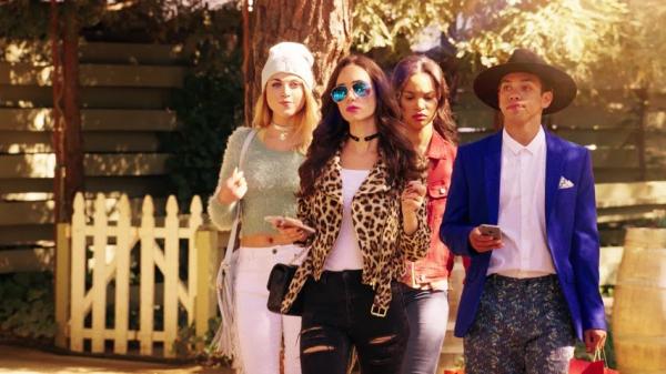 Lạc vào thế giới mộng mơ của Netflix cùng loạt phim tình yêu thanh xuân đình đám Lạc vào thế giới mộng mơ của Netflix cùng loạt phim tình yêu thanh xuân đình đám