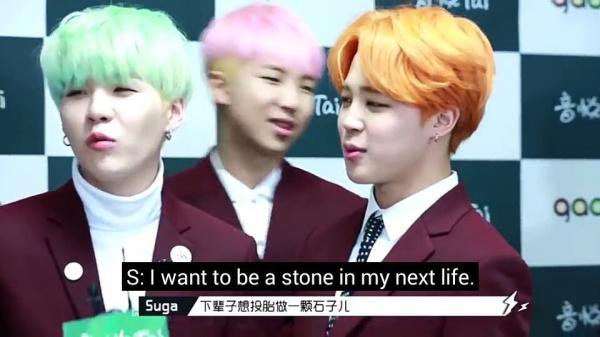 Những câu nói nổi tiếng của Suga (BTS): Người đâu vừa hài hước, giỏi thả thính fan lại còn có tài tiên tri Những câu nói nổi tiếng của Suga (BTS): Người đâu vừa hài hước, giỏi thả thính fan lại còn có tài tiên tri