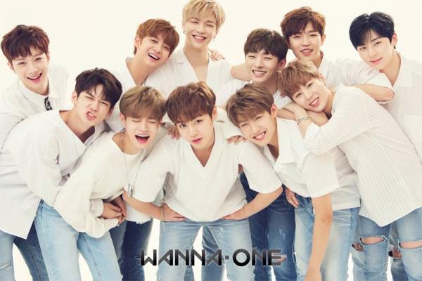 Wanna One vừa hết hợp đồng, Minhyun đã khiến fan NU'EST tủi thân vì hành động vô tình này Wanna One vừa hết hợp đồng, Minhyun đã khiến fan NU'EST tủi thân vì hành động vô tình này