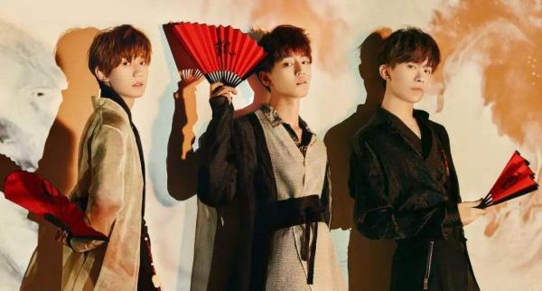 Ca khúc 'Sổ Tay Rèn Luyện Thanh Xuân' của TFBOYS sẽ được chuyển thể thành phim 40 tập? Ca khúc 'Sổ Tay Rèn Luyện Thanh Xuân' của TFBOYS sẽ được chuyển thể thành phim 40 tập?
