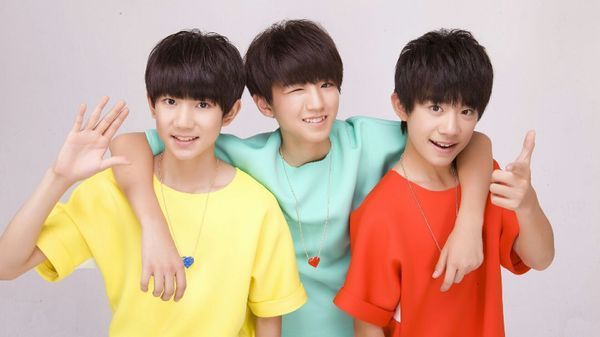 Ca khúc 'Sổ Tay Rèn Luyện Thanh Xuân' của TFBOYS sẽ được chuyển thể thành phim 40 tập? Ca khúc 'Sổ Tay Rèn Luyện Thanh Xuân' của TFBOYS sẽ được chuyển thể thành phim 40 tập?