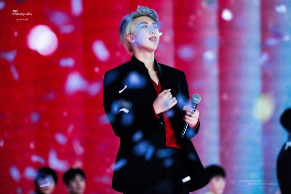 RM (BTS): Idol sở hữu IQ và EQ cực cao, chủ nhân của những bài phát biểu rung động lòng người RM (BTS): Idol sở hữu IQ và EQ cực cao, chủ nhân của những bài phát biểu rung động lòng người