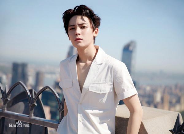 Các tổng tài bá đạo, đế vương cao ngạo và học bá thanh xuân gây bão web drama gần đây Các tổng tài bá đạo, đế vương cao ngạo và học bá thanh xuân gây bão web drama gần đây