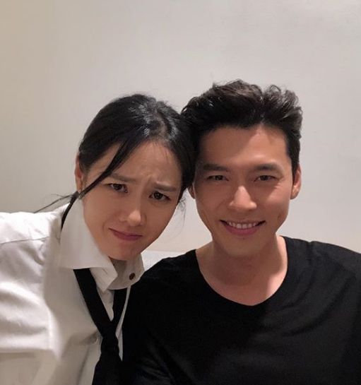 Sport Chosun đưa tin Hyun Bin và Son Ye Jin cùng đi Mỹ du lịch và hẹn hò? Sport Chosun đưa tin Hyun Bin và Son Ye Jin cùng đi Mỹ du lịch và hẹn hò?