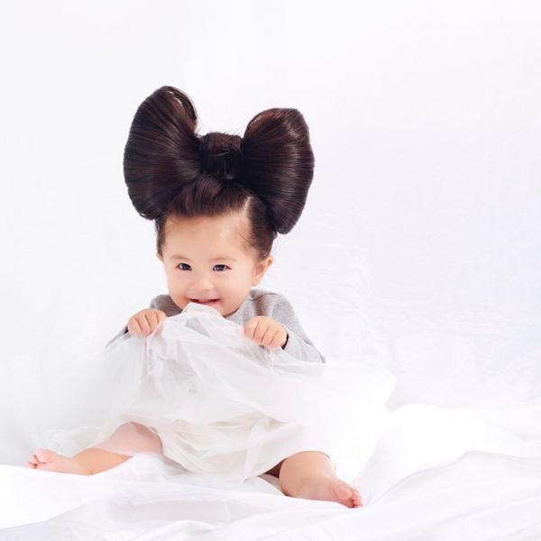 'Công chúa tóc mây' phiên bản nhí của Nhật Bản được mời quảng cáo dầu gội 'Công chúa tóc mây' phiên bản nhí của Nhật Bản được mời quảng cáo dầu gội
