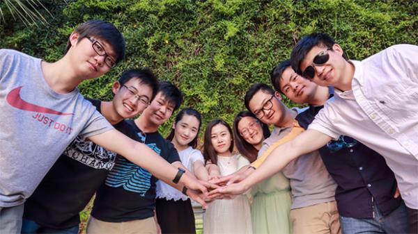 'Cười mà không phải cười' cùng những ý nghĩa 'thâm sâu' của emoji trên WeChat 'Cười mà không phải cười' cùng những ý nghĩa 'thâm sâu' của emoji trên WeChat