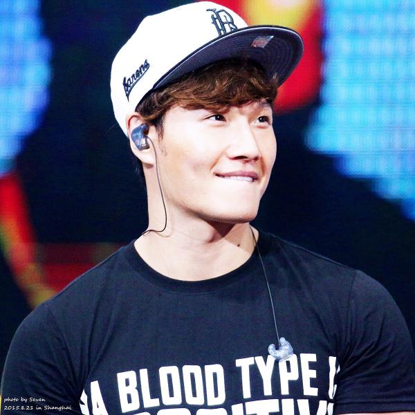 Chuyện hài của năm: Kim Jong Kook đặt mục tiêu 2020 lấy vợ, Dispatch nhất quyết không tin Chuyện hài của năm: Kim Jong Kook đặt mục tiêu 2020 lấy vợ, Dispatch nhất quyết không tin