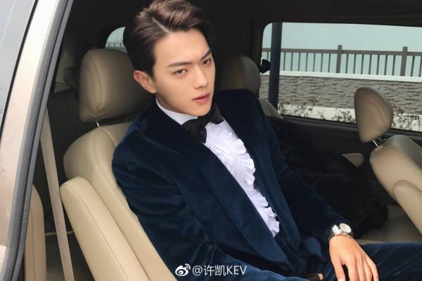 Hứa Khải - Triệu Lộ Tư - Tiêu Duệ: Tình tay ba ngược tâm trong 'Trái Tim Mùa Thu' bản Trung Hứa Khải - Triệu Lộ Tư - Tiêu Duệ: Tình tay ba ngược tâm trong 'Trái Tim Mùa Thu' bản Trung