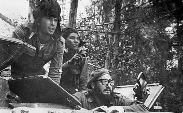 Fidel Castro từng thoát 638 vụ ám sát nhưng người tình của ông còn nhiều huyền thoại hơn Fidel Castro từng thoát 638 vụ ám sát nhưng người tình của ông còn nhiều huyền thoại hơn