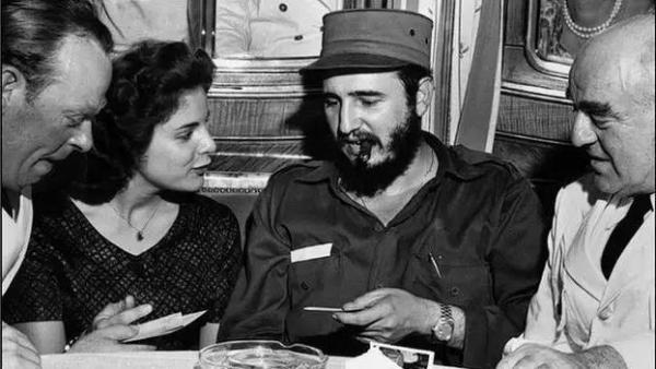 Fidel Castro từng thoát 638 vụ ám sát nhưng người tình của ông còn nhiều huyền thoại hơn Fidel Castro từng thoát 638 vụ ám sát nhưng người tình của ông còn nhiều huyền thoại hơn