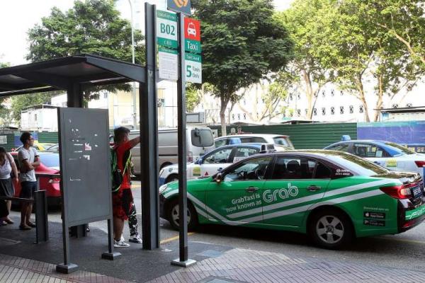 Kiếm 70 triệu một tháng từ chạy Grab, cử nhân Singapore rủ nhau cất bằng làm tài xế Kiếm 70 triệu một tháng từ chạy Grab, cử nhân Singapore rủ nhau cất bằng làm tài xế