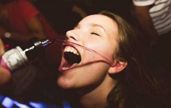 'Há hốc mồm' trước loạt ảnh được chụp vào thời gian hoàn hảo nhất 'Há hốc mồm' trước loạt ảnh được chụp vào thời gian hoàn hảo nhất