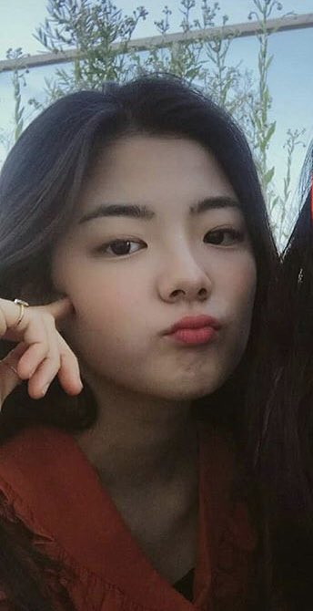 Mặt mộc trước khi debut của nhóm nữ mới nhà JYP: Người đẹp từ bé, kẻ dậy thì siêu thành công Mặt mộc trước khi debut của nhóm nữ mới nhà JYP: Người đẹp từ bé, kẻ dậy thì siêu thành công
