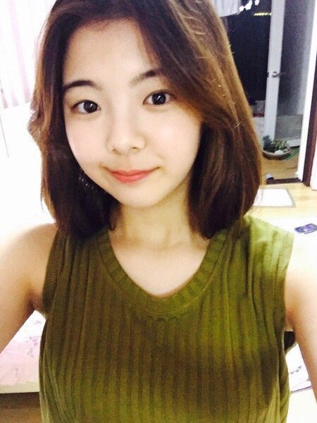 Mặt mộc trước khi debut của nhóm nữ mới nhà JYP: Người đẹp từ bé, kẻ dậy thì siêu thành công Mặt mộc trước khi debut của nhóm nữ mới nhà JYP: Người đẹp từ bé, kẻ dậy thì siêu thành công