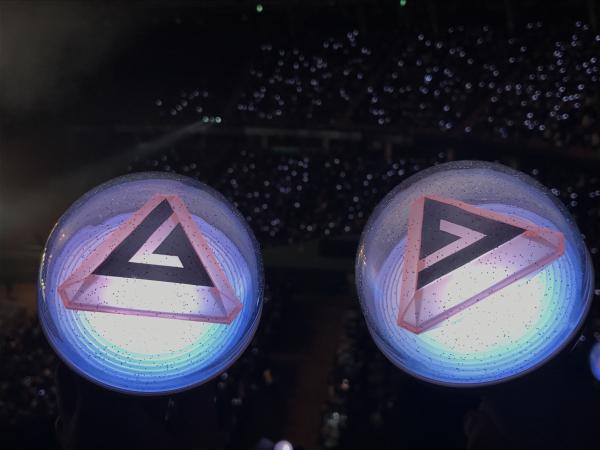 Fandom IZ*ONE rầm rộ nghe bài hát mới của Seventeen để 'trả ơn' chiếc hotdog tình nghĩa hôm nào Fandom IZ*ONE rầm rộ nghe bài hát mới của Seventeen để 'trả ơn' chiếc hotdog tình nghĩa hôm nào