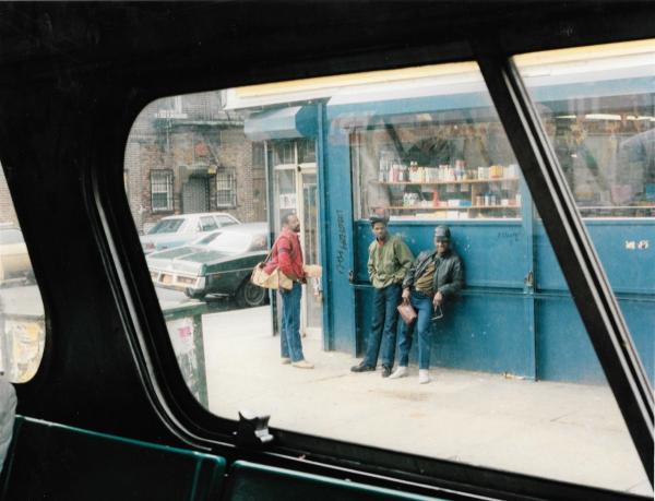Ngắm nhìn một nước Mỹ thật khác qua bộ ảnh tàu điện ngầm New York thập niên 80 Ngắm nhìn một nước Mỹ thật khác qua bộ ảnh tàu điện ngầm New York thập niên 80