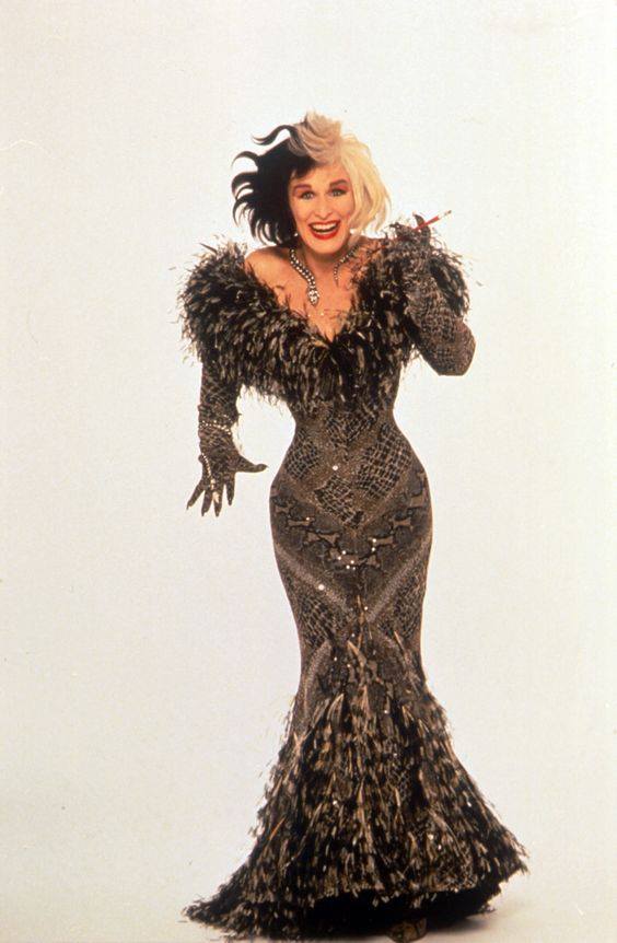 Gu thời trang thượng hạng biến Cruella thành nhân vật phản diện vĩ đại nhất mọi thời đại của Disney Gu thời trang thượng hạng biến Cruella thành nhân vật phản diện vĩ đại nhất mọi thời đại của Disney
