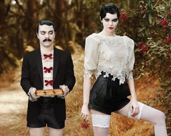 Tài năng 'chụp hình ké fame' Kendall Jenner đã giúp anh chàng này sở hữu hơn 1 triệu người theo dõi trên Instagram Tài năng 'chụp hình ké fame' Kendall Jenner đã giúp anh chàng này sở hữu hơn 1 triệu người theo dõi trên Instagram