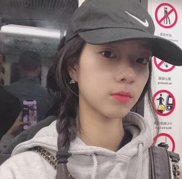 'Siêu cấp trai đẹp' Huỳnh Thánh Trì sánh vai 'công chúa nhà Dương Mịch' trong phim thanh xuân mới 'Siêu cấp trai đẹp' Huỳnh Thánh Trì sánh vai 'công chúa nhà Dương Mịch' trong phim thanh xuân mới