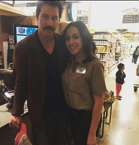 Loạt khoảnh khắc 'ngàn vàng' chứng minh Keanu Reeves là quý ông lịch thiệp bậc nhất Hollywood Loạt khoảnh khắc 'ngàn vàng' chứng minh Keanu Reeves là quý ông lịch thiệp bậc nhất Hollywood