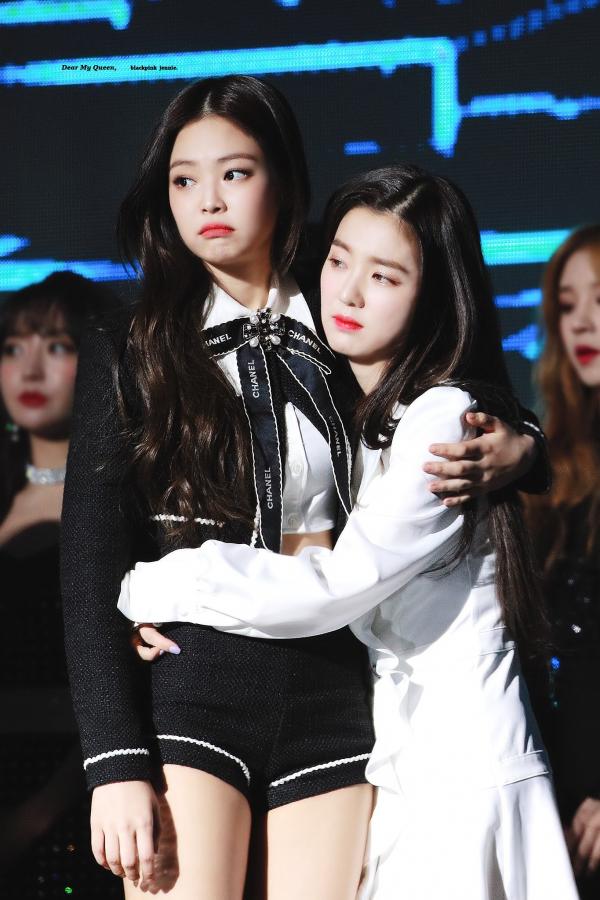 Gaon Music Award: Ngược xuôi ngang dọc, hóa ra Jennie vẫn là của 'chị Đẹp' Irene Gaon Music Award: Ngược xuôi ngang dọc, hóa ra Jennie vẫn là của 'chị Đẹp' Irene