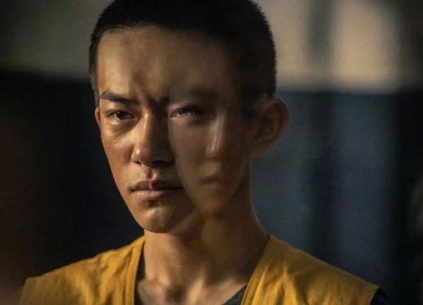 'Em Của Niên Thiếu': Phim mới của Dịch Dương Thiên Tỉ gây sốc với nội dung học đường tàn khốc 'Em Của Niên Thiếu': Phim mới của Dịch Dương Thiên Tỉ gây sốc với nội dung học đường tàn khốc