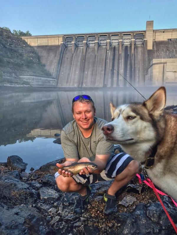 Loạt ảnh chứng minh Husky là loài chó 'ngáo' nhất quả đất Loạt ảnh chứng minh Husky là loài chó 'ngáo' nhất quả đất