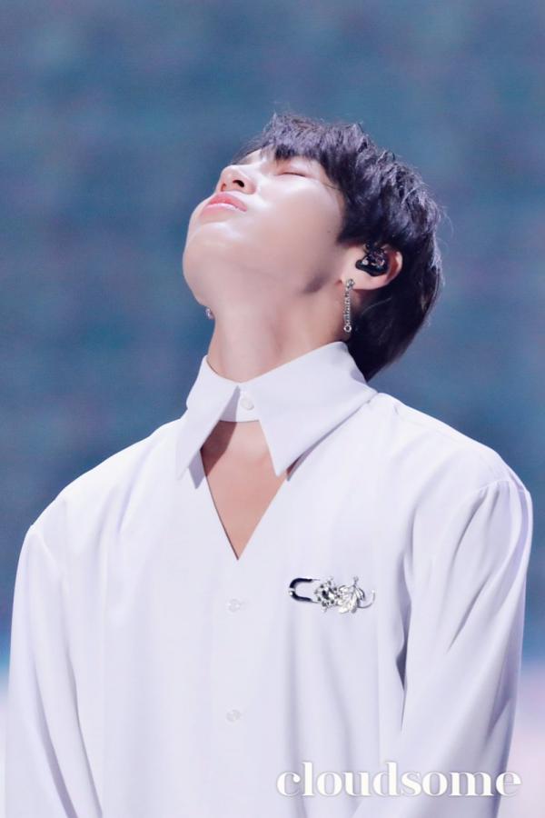 Lời tạm biệt nhói lòng của Wanna One trong concert cuối: 'Vì sao chúng ta phải kết thúc?' Lời tạm biệt nhói lòng của Wanna One trong concert cuối: 'Vì sao chúng ta phải kết thúc?'