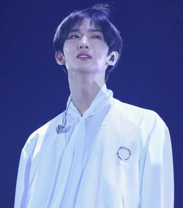 Lời tạm biệt nhói lòng của Wanna One trong concert cuối: 'Vì sao chúng ta phải kết thúc?' Lời tạm biệt nhói lòng của Wanna One trong concert cuối: 'Vì sao chúng ta phải kết thúc?'