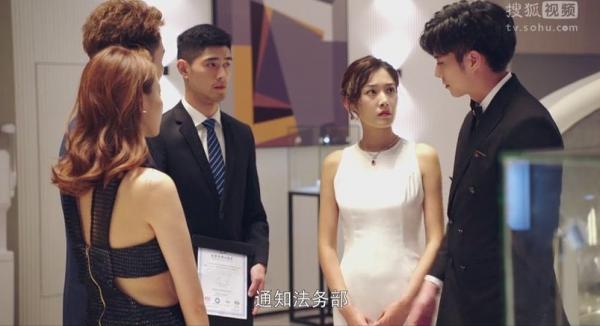 Cùng là tổng tài bá đạo nhưng Lăng Dị Châu cao thủ hơn Phong Đằng nhờ 6 tuyệt chiêu tán gái này Cùng là tổng tài bá đạo nhưng Lăng Dị Châu cao thủ hơn Phong Đằng nhờ 6 tuyệt chiêu tán gái này
