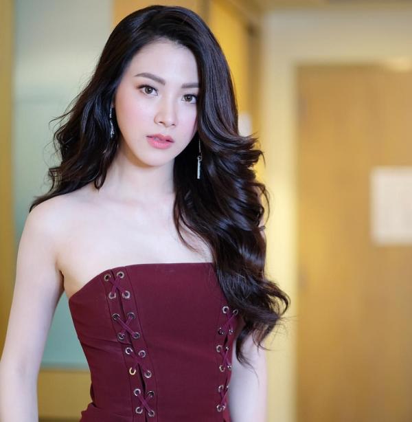 Chi Pu nổi bật giữa dàn mỹ nhân châu Á, thể hiện OST phim Thái sắp ra mắt 'Friend Zone' Chi Pu nổi bật giữa dàn mỹ nhân châu Á, thể hiện OST phim Thái sắp ra mắt 'Friend Zone'