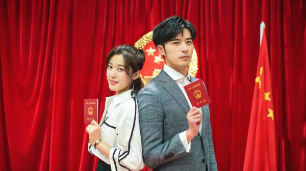 'Boss Muốn Cưới Tôi': Ông bà Lăng lần đầu chia sẻ cảm giác khi đóng cảnh hôn và cảnh giường chiếu 'Boss Muốn Cưới Tôi': Ông bà Lăng lần đầu chia sẻ cảm giác khi đóng cảnh hôn và cảnh giường chiếu