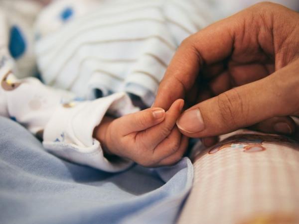 Thanh niên Ấn Độ kiện cha mẹ ra tòa vì... tự ý sinh mình ra mà không hỏi trước ý kiến mình Thanh niên Ấn Độ kiện cha mẹ ra tòa vì... tự ý sinh mình ra mà không hỏi trước ý kiến mình