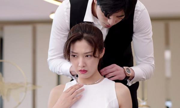 'Tại Sao Boss Muốn Cưới Tôi': Nữ chính bị chê xấu từng trải 9 năm buồn đóng phim Vu Chính không tiếng tăm 'Tại Sao Boss Muốn Cưới Tôi': Nữ chính bị chê xấu từng trải 9 năm buồn đóng phim Vu Chính không tiếng tăm
