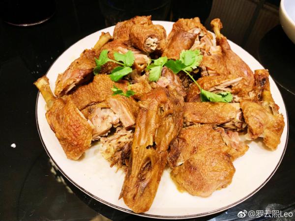 Bữa ăn ngày Tết của 'Nhuận Ngọc' La Vân Hi và dàn sao Hoa ngữ khiến dân tình choáng ngợp Bữa ăn ngày Tết của 'Nhuận Ngọc' La Vân Hi và dàn sao Hoa ngữ khiến dân tình choáng ngợp