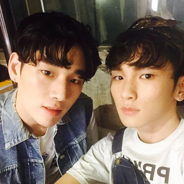 'Tại Sao Boss Muốn Cưới Tôi': Ảnh niên thiếu của Lăng tổng - Sở Viêm hoá ra là Key (SHINee) và mẫu nam nhà YG 'Tại Sao Boss Muốn Cưới Tôi': Ảnh niên thiếu của Lăng tổng - Sở Viêm hoá ra là Key (SHINee) và mẫu nam nhà YG