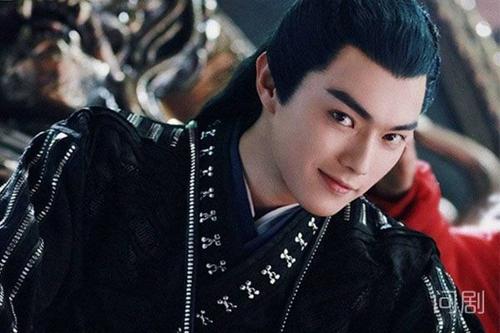 Lệ Trần Lan trong 'Chiêu Diêu' là mỹ nam đẹp kinh diễm lòng người, nhan sắc Hứa Khải liệu có đủ? Lệ Trần Lan trong 'Chiêu Diêu' là mỹ nam đẹp kinh diễm lòng người, nhan sắc Hứa Khải liệu có đủ?
