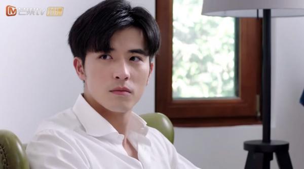 'Tại Sao Boss Muốn Cưới Tôi': Quá khứ si tình và chùm ảnh một thời lông bông của Từ Khai Sính 'Tại Sao Boss Muốn Cưới Tôi': Quá khứ si tình và chùm ảnh một thời lông bông của Từ Khai Sính