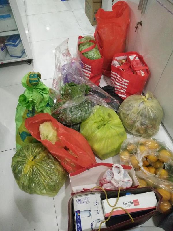 Những túi hành lý nặng tình quê hương chỉ có ai về quê ăn Tết mới hiểu Những túi hành lý nặng tình quê hương chỉ có ai về quê ăn Tết mới hiểu