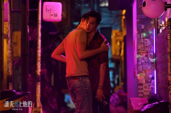 'Dear Ex': Phim Đài Loan về người đồng tính nhưng bạn nhất định phải xem để hiểu tình yêu là gì 'Dear Ex': Phim Đài Loan về người đồng tính nhưng bạn nhất định phải xem để hiểu tình yêu là gì