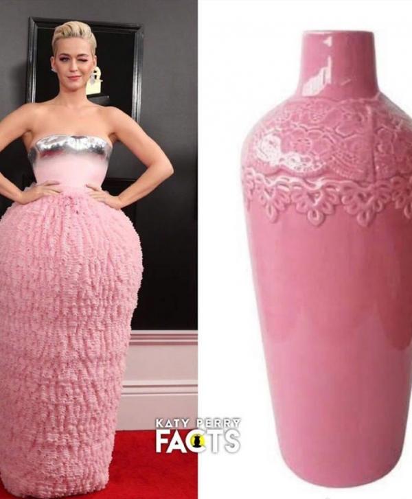 Sau Grammy 2019, Katy Perry lên ngôi 'Nữ hoàng meme' nhờ đầm hường kiểu búp bê cắm bánh sinh nhật Sau Grammy 2019, Katy Perry lên ngôi 'Nữ hoàng meme' nhờ đầm hường kiểu búp bê cắm bánh sinh nhật