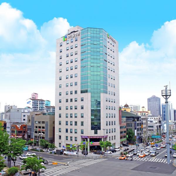 Bằng chứng cho thấy các thành viên ITZY đều là thiên kim tiểu thư xuất thân 'trâm anh thế phiệt' Bằng chứng cho thấy các thành viên ITZY đều là thiên kim tiểu thư xuất thân 'trâm anh thế phiệt'