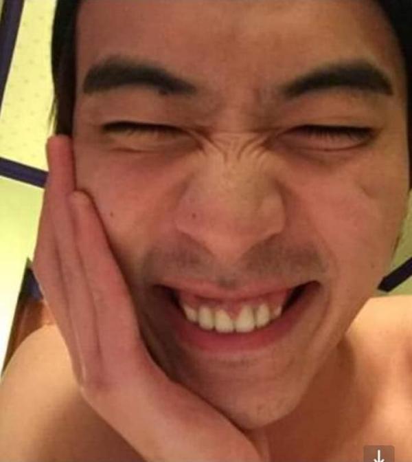 'Tại Sao Boss Muốn Cưới Tôi': Quá khứ si tình và chùm ảnh một thời lông bông của Từ Khai Sính 'Tại Sao Boss Muốn Cưới Tôi': Quá khứ si tình và chùm ảnh một thời lông bông của Từ Khai Sính